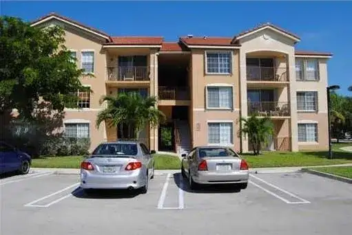 913 Villa Circle # 913, Boynton Beach FL 33435 photo 2