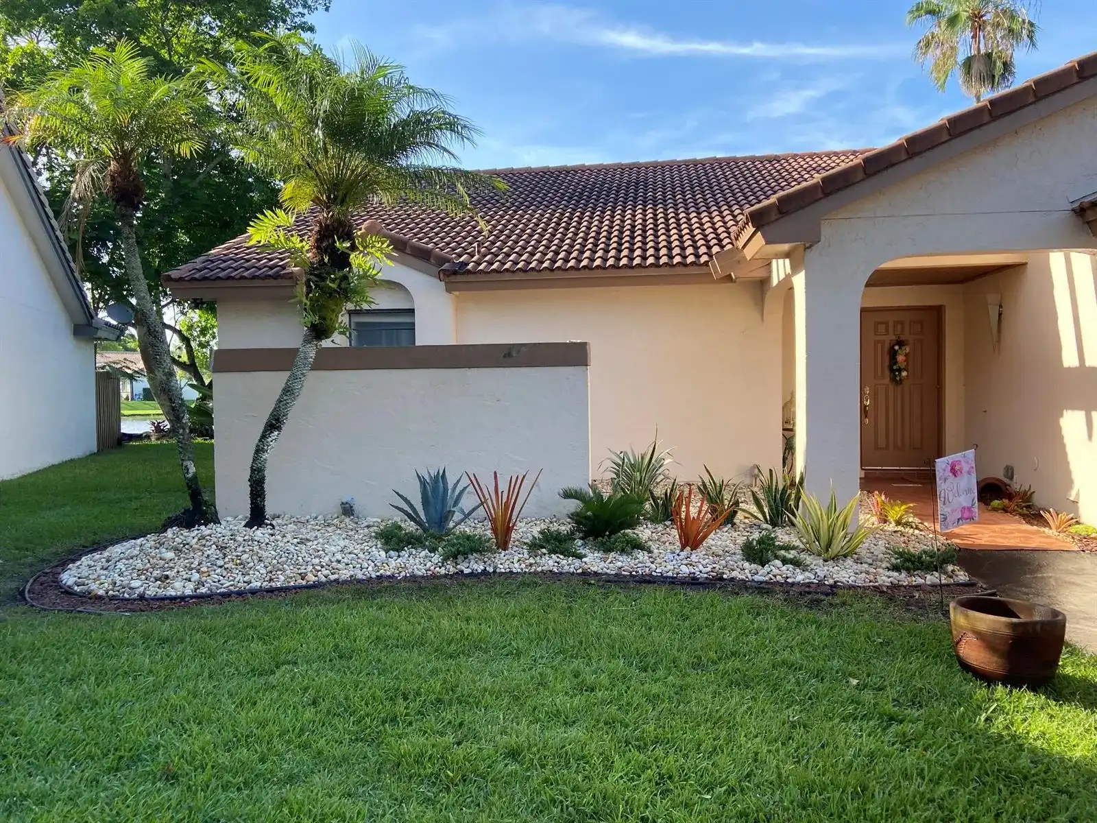 2067 Montpeliar, Weston FL 33326