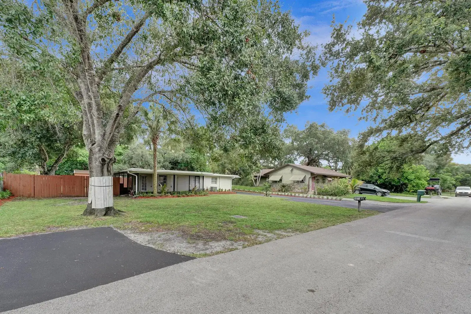 5073 SW 28th Avenue, Dania Beach FL 33312 photo 3