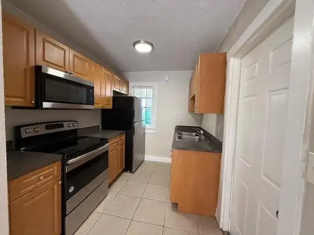 400 Metcalf Court, West Palm Beach FL 33407 photo 4