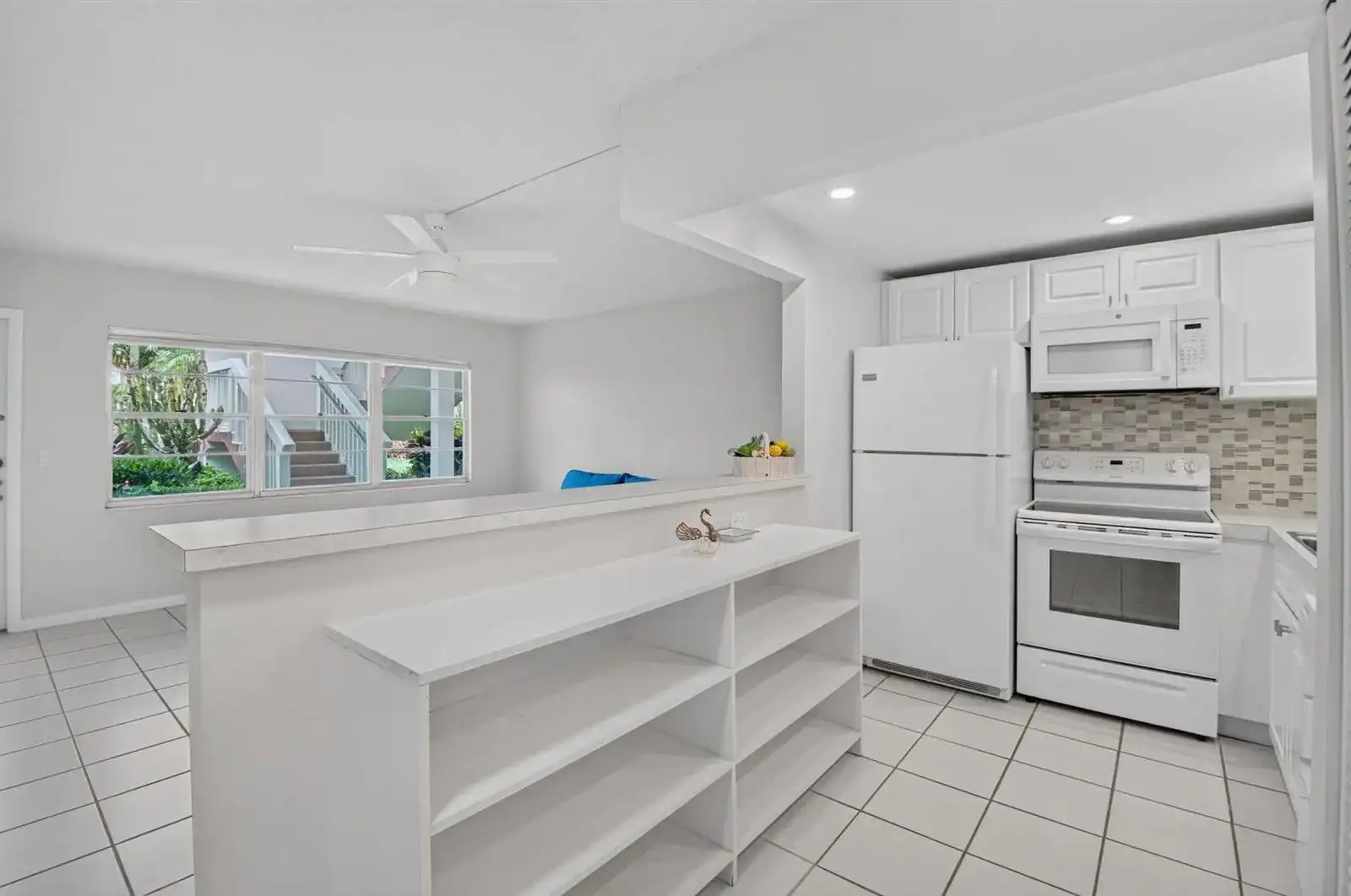 591 Fanshaw O, Boca Raton FL 33434