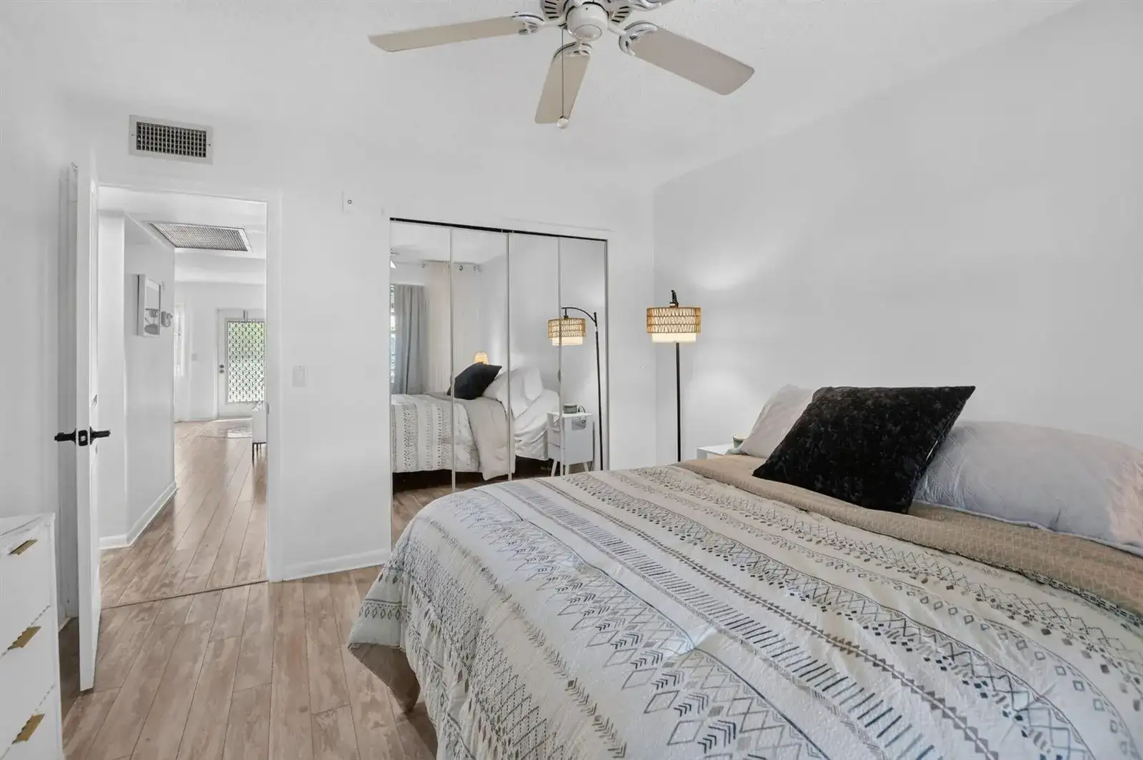 539 Durham S, Deerfield Beach FL 33442 photo 5