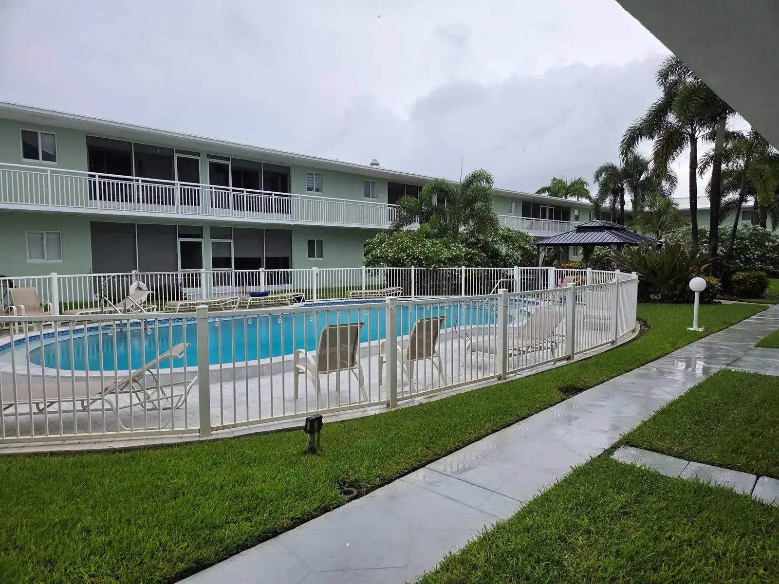 2100 NE 38TH Street # 110, Lighthouse Point FL 33064 photo 3