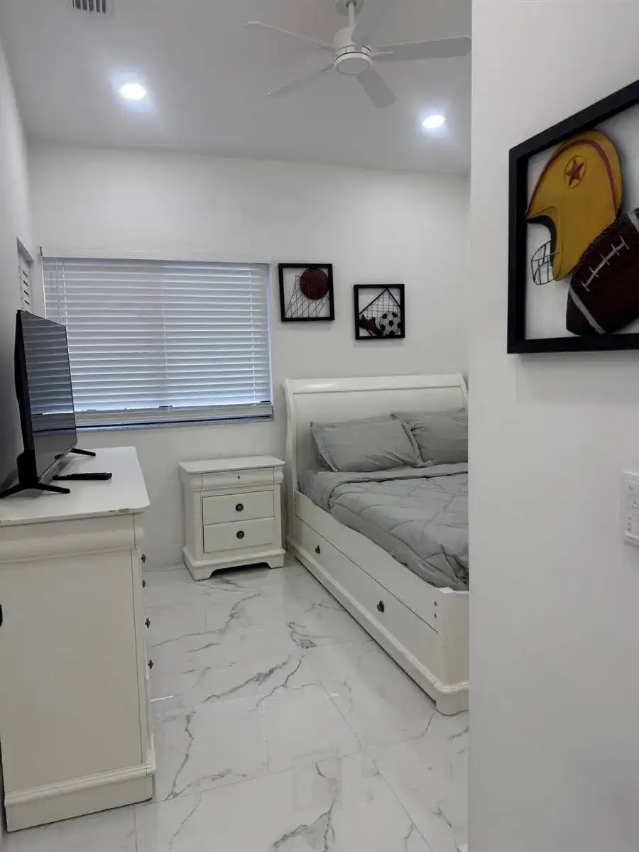 230 NE 14TH, Pompano Beach FL 33060 photo 5