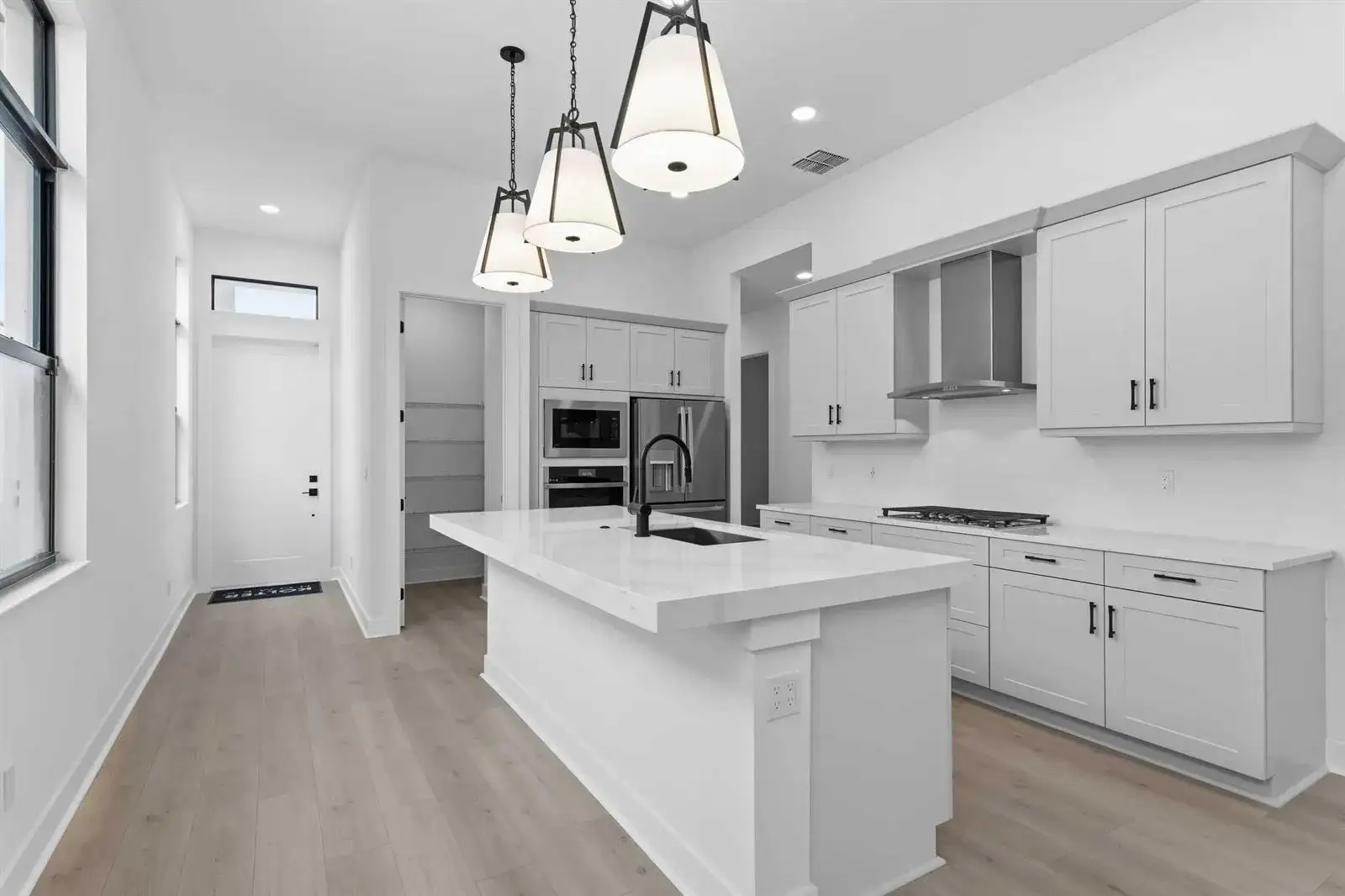 382 SE VIA SANGRO, Port St. Lucie FL 34952 photo 4