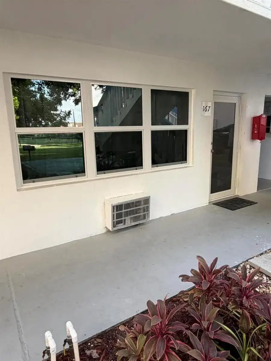 167 Lyndhurst L, Deerfield Beach FL 33442