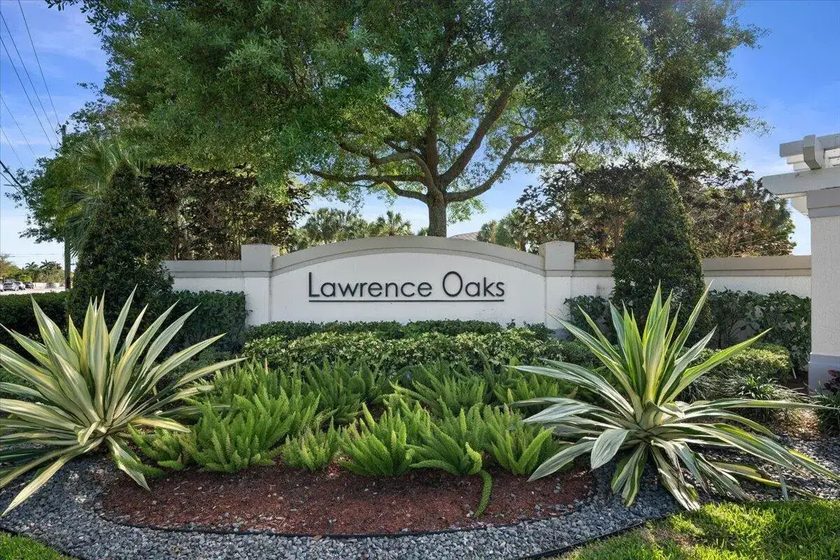 4150 Manor Forest Trail, Boynton Beach FL 33436 photo 2