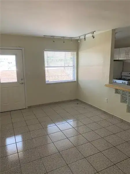 525 MERIDIAN Avenue # 306, Miami Beach FL 33139 photo 2