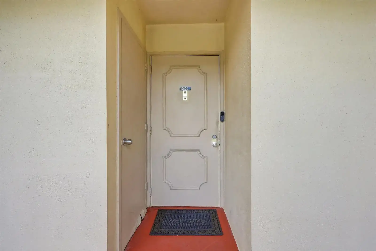 3810 Via Poinciana # 202, Lake Worth FL 33467 photo 3