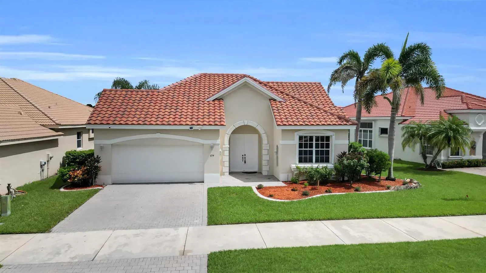 694 SW Lake Charles Circle, Port St. Lucie FL 34986