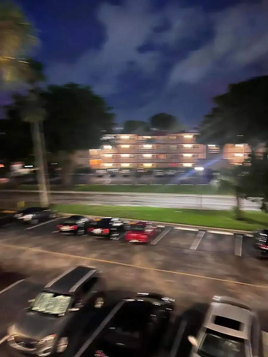 1040 COUNTRY CLUB Drive # 306, Margate FL 33063