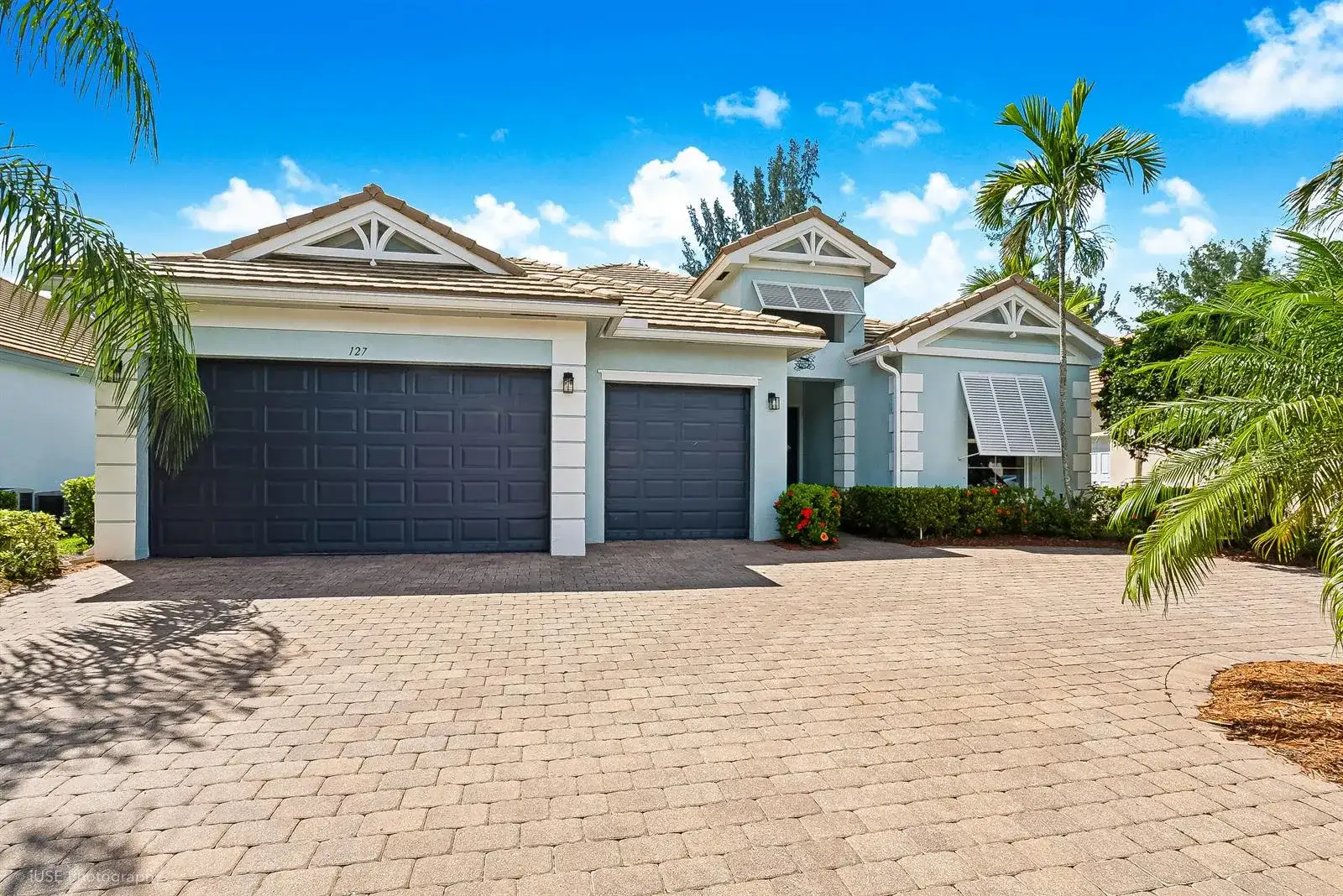 127 PALM BEACH PLANTATION Boulevard, West Palm Beach FL 33411 photo 2