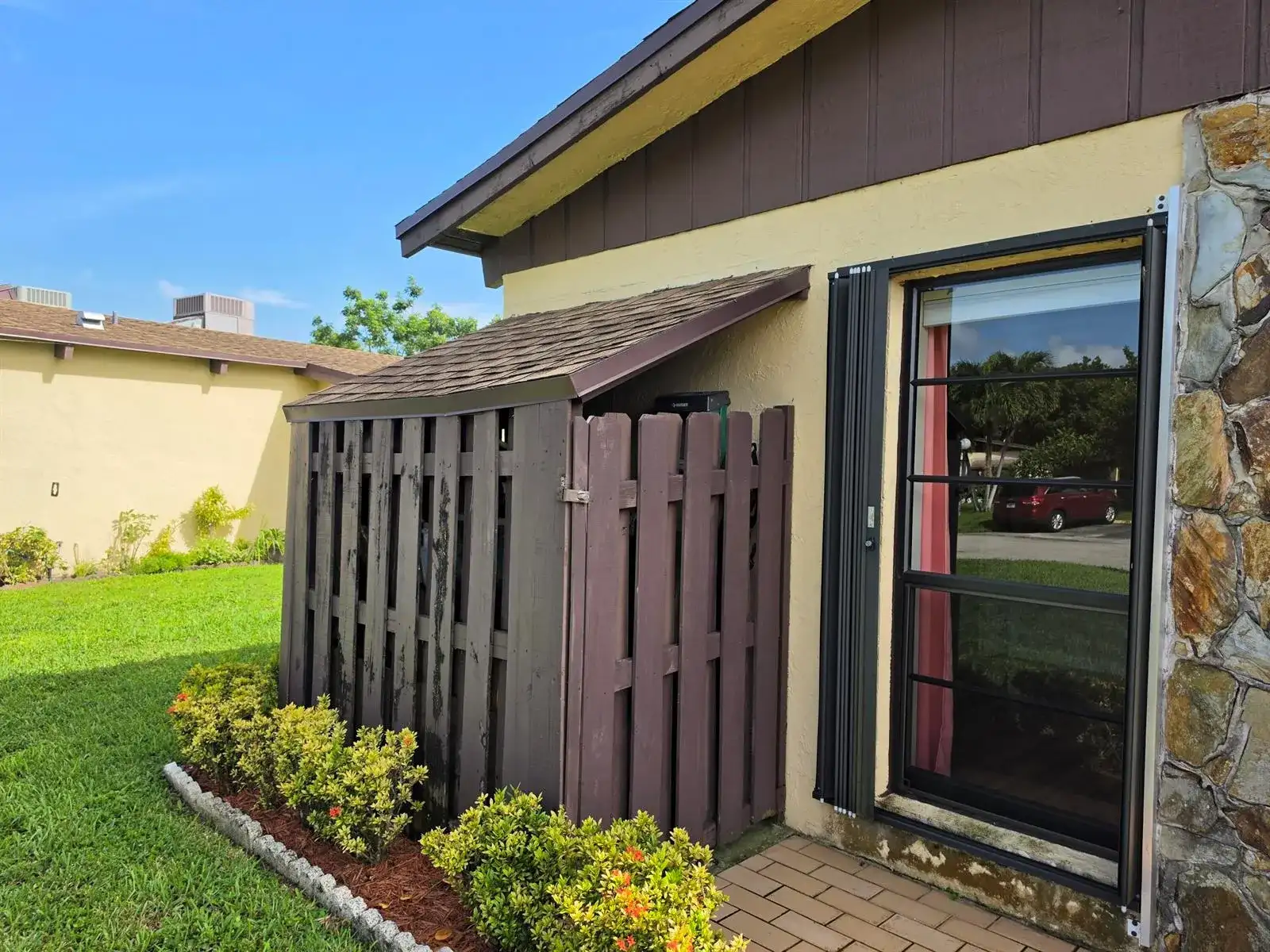 504 Briarwood Circle # 54, Hollywood FL 33024 photo 3