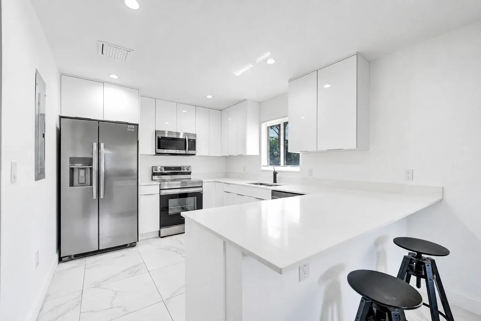 830 NW 19TH Terrace, Fort Lauderdale FL 33311