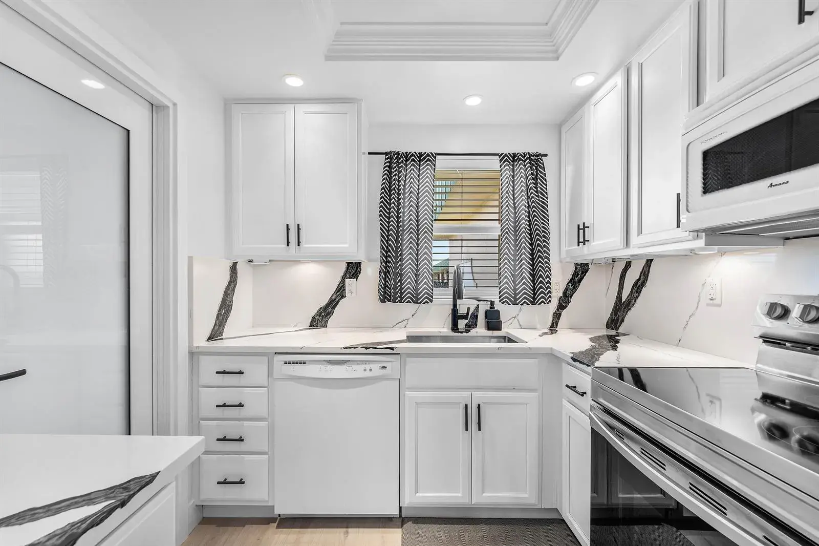 806 SE 7TH Street # 408, Deerfield Beach FL 33441