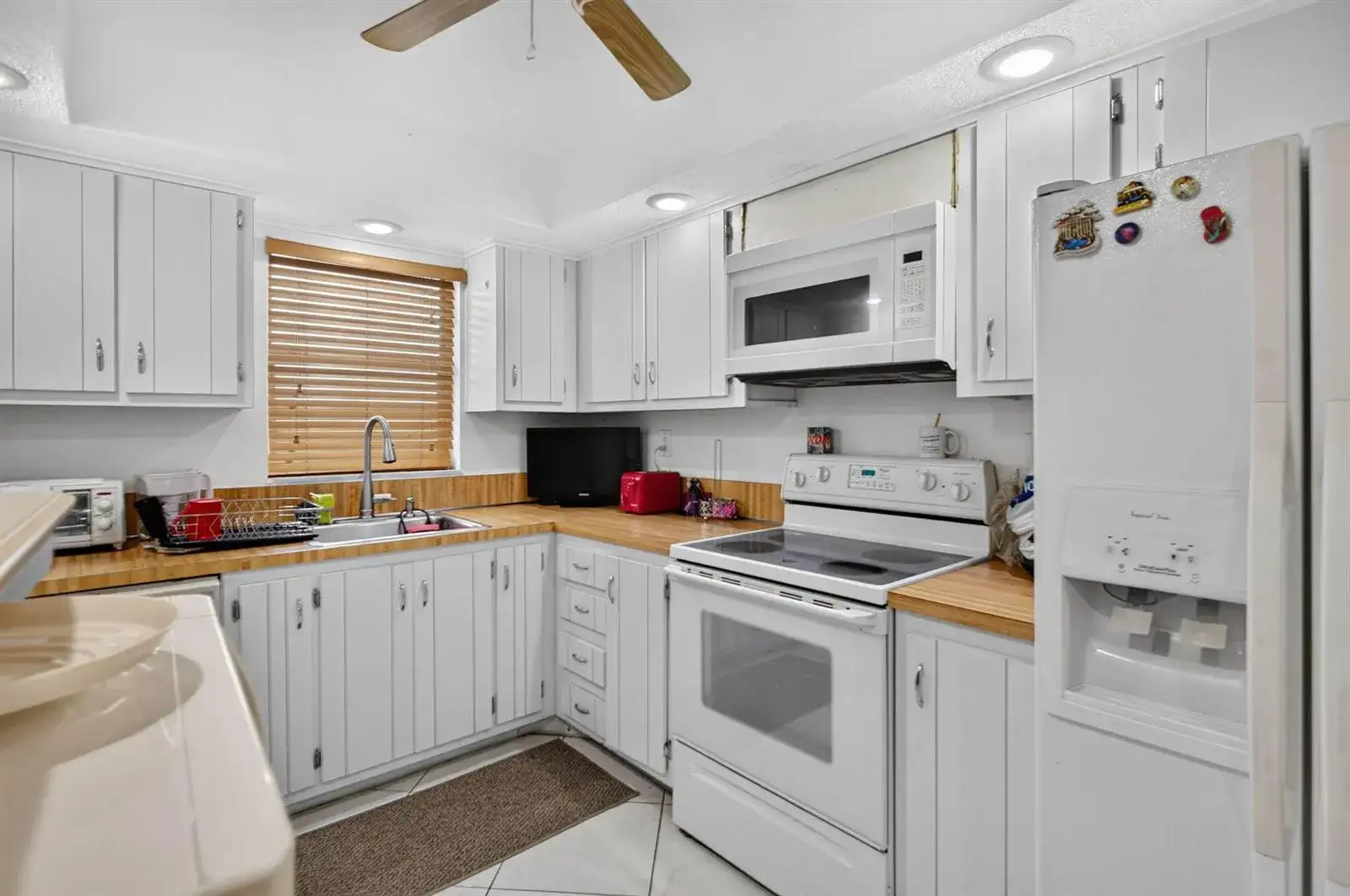 5860 NW 44TH Street # 510, Lauderhill FL 33319 photo 3