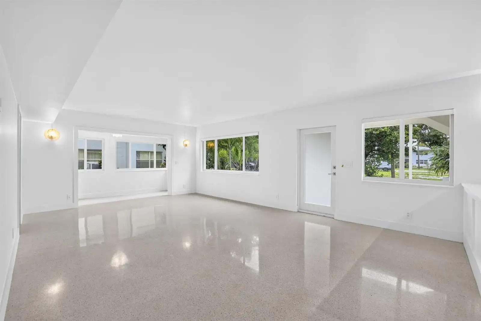 3216 COLONY CLUB Road # 2, Pompano Beach FL 33062 photo 2