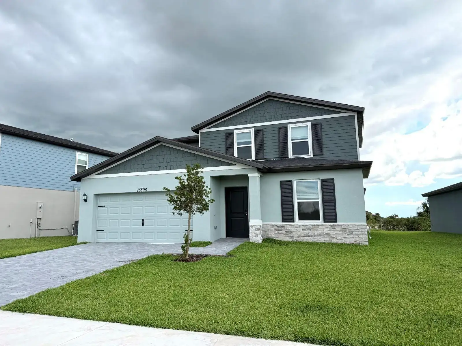 15895 SW Vine Drive, FL 34956 photo 3
