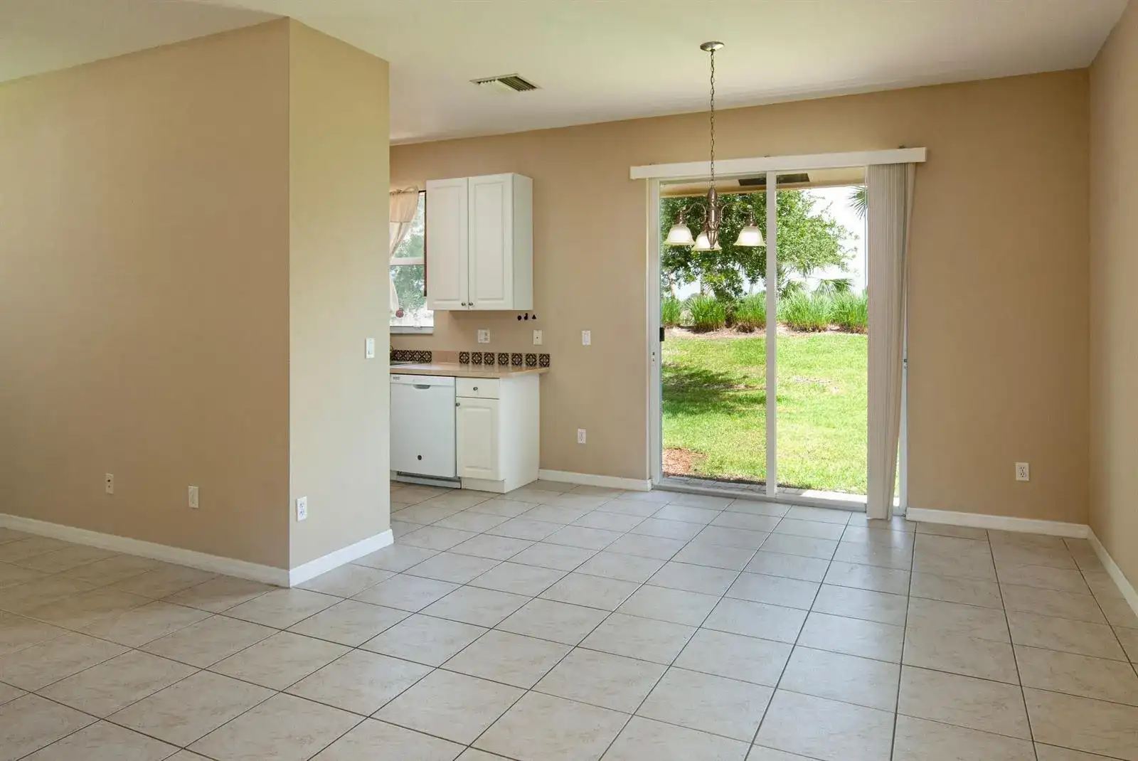 9851 E Verona Circle, Vero Beach FL 32966 photo 3