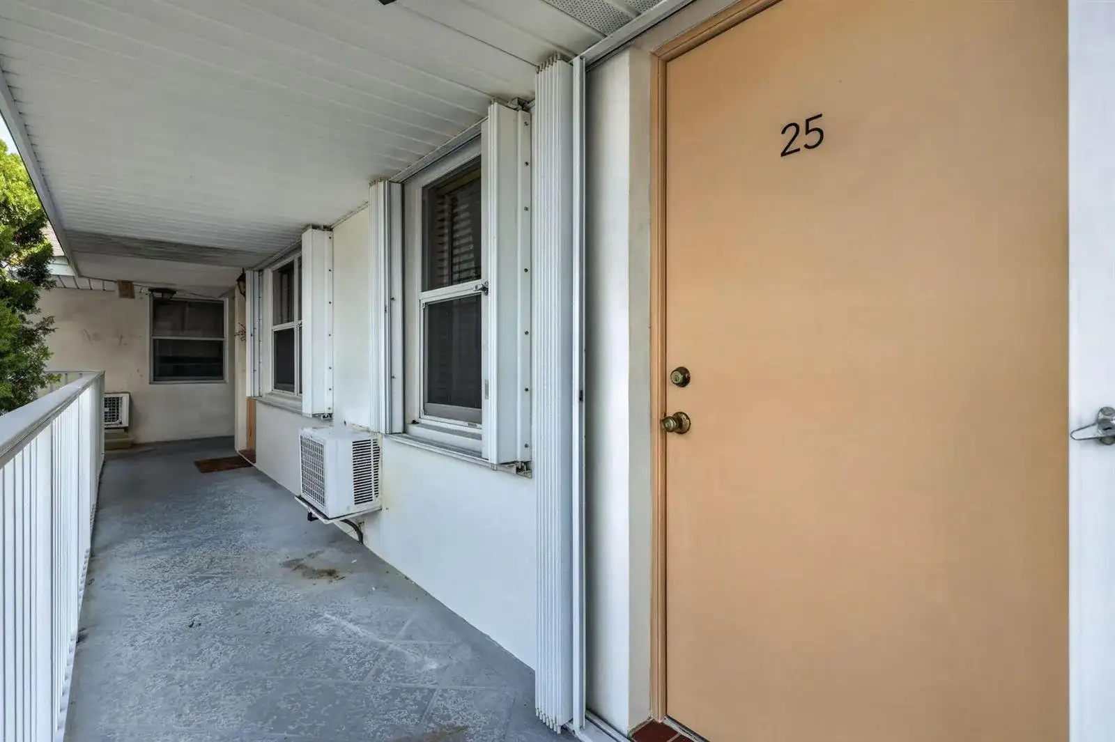 810 LAKE SHORE Drive # 25, Lake Park FL 33403 photo 5