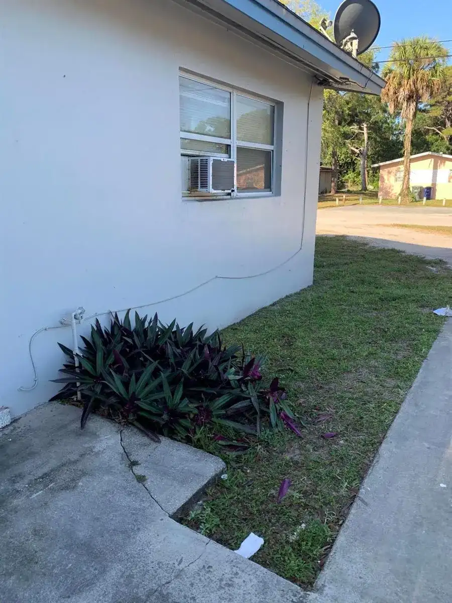 312 Decordre Court # B, Fort Pierce FL 34950 photo 4