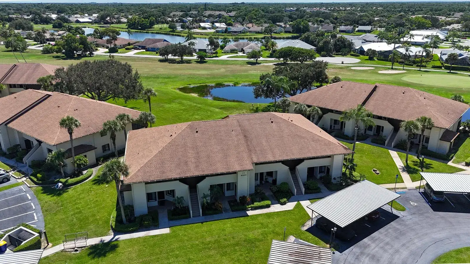 6303 SE WILLIAMSBURG Drive # 201, Hobe Sound FL 33455