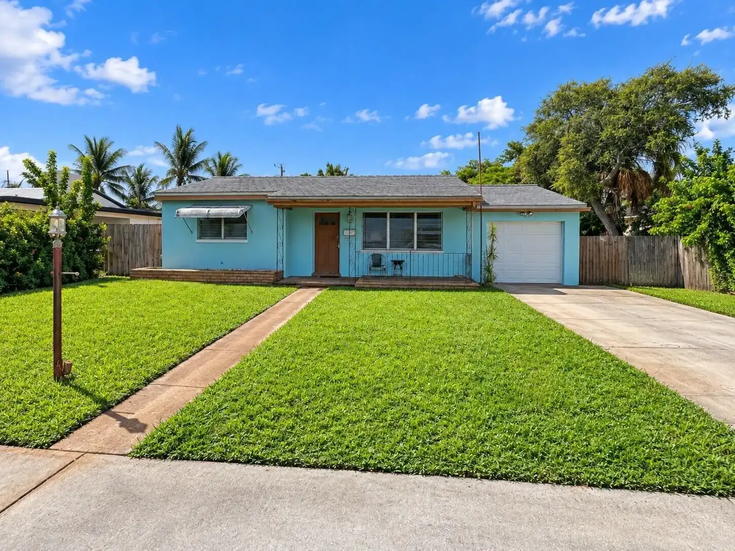 110 SE 3rd Avenue, Boynton Beach FL 33435