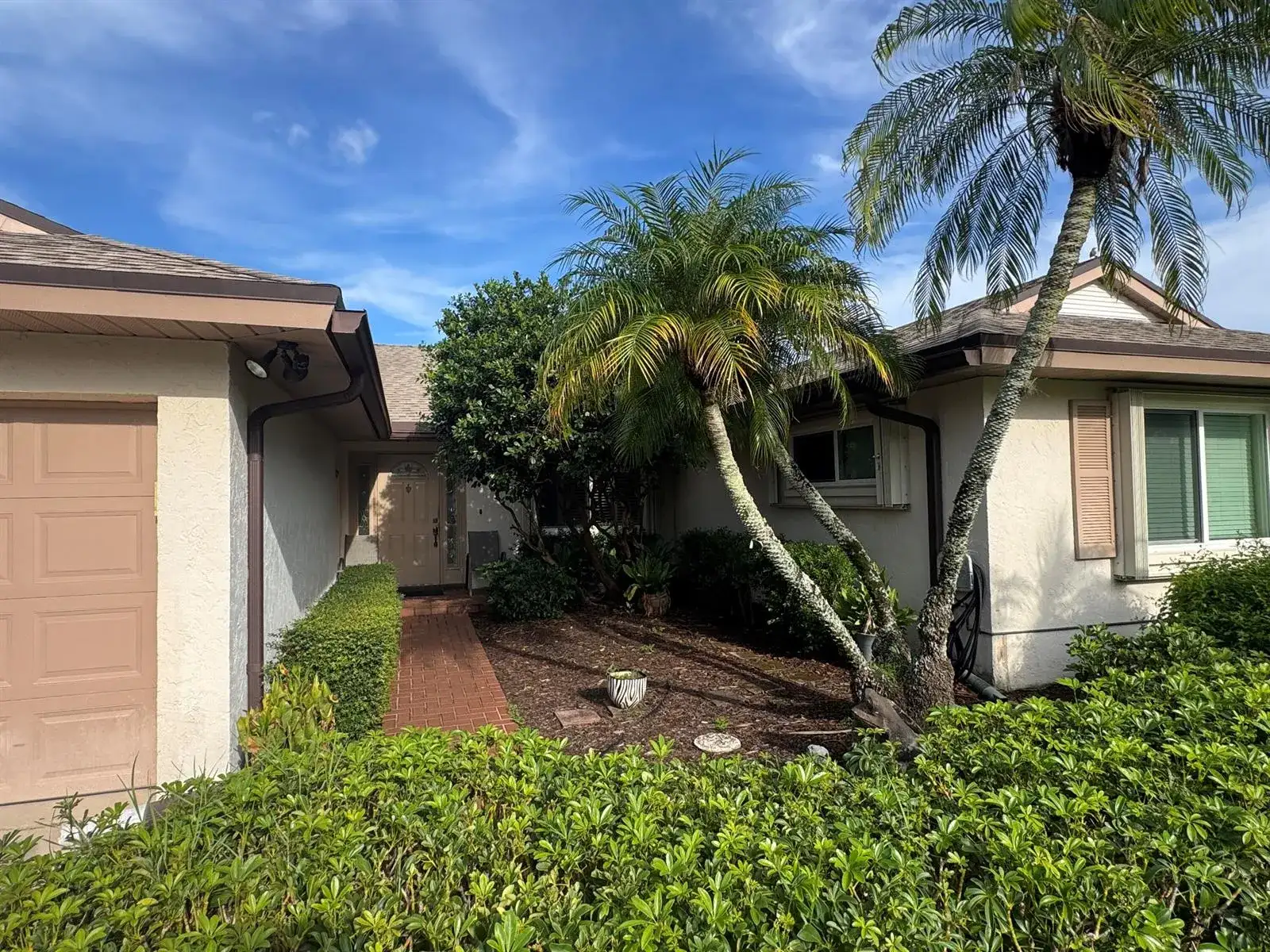 10548 GREENTRAIL Drive S, Boynton Beach FL 33436 photo 2