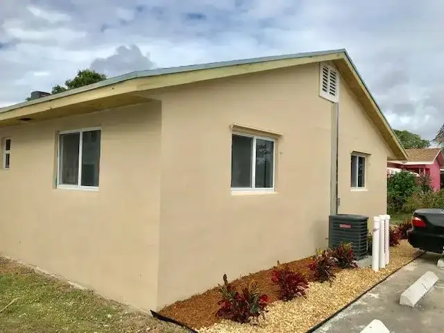 419 N Broadway # 3, Lantana FL 33462