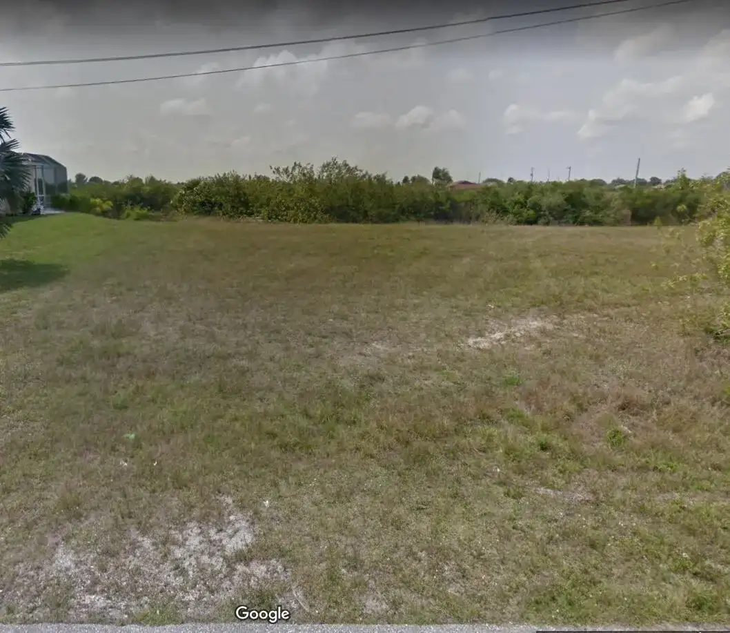 2206 NE 13TH Avenue, Cape Coral FL 33909 photo 3