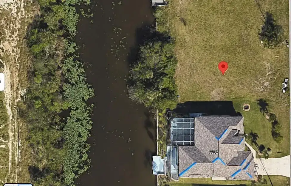 2206 NE 13TH Avenue, Cape Coral FL 33909 photo 4