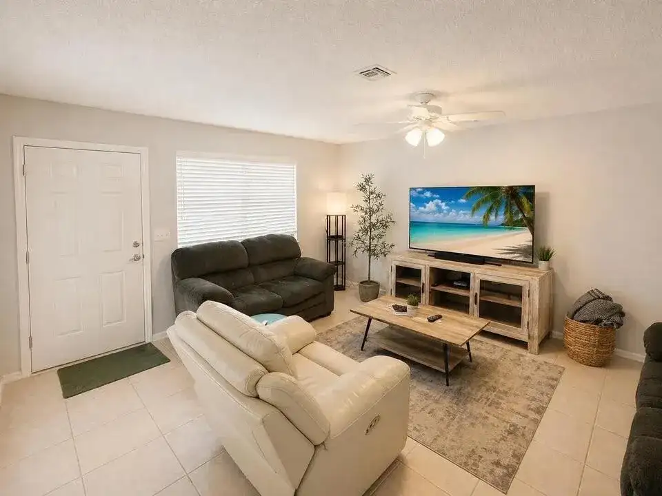 9258 GREEN MEADOWS Way, Palm Beach Gardens FL 33418 photo 3