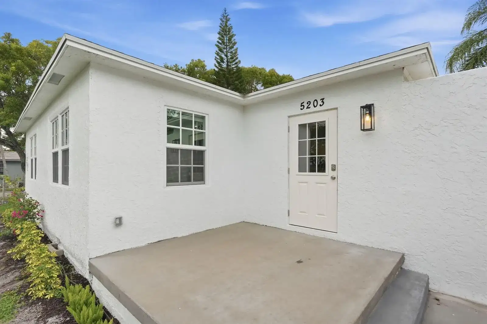 5203 N FLAGLER Drive, West Palm Beach FL 33407 photo 5