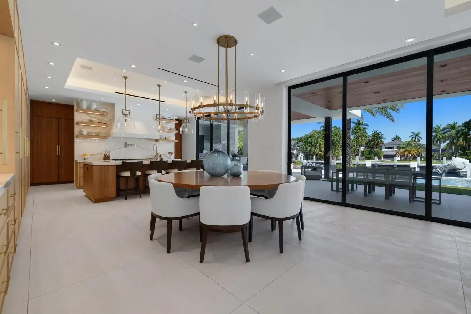 2423 Castilla Isle, Fort Lauderdale FL 33301 photo 4