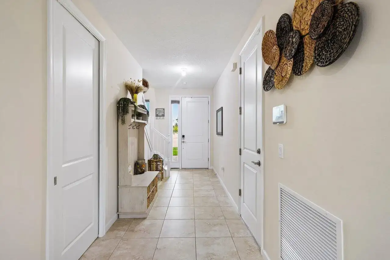 16310 OAKVIEW Drive, Westlake FL 33470 photo 3
