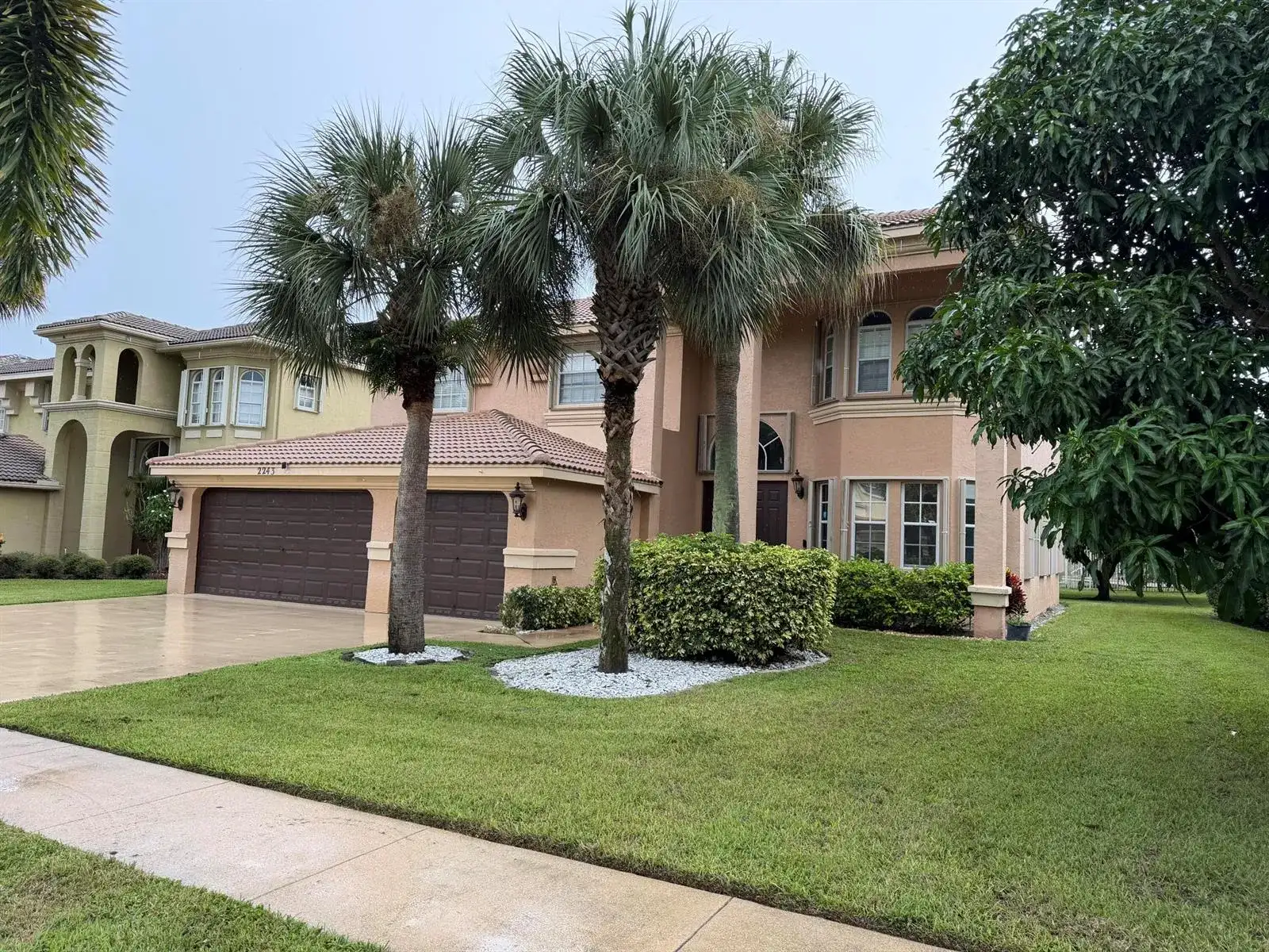 2243 RIDGEWOOD Circle, Royal Palm Beach FL 33411 photo 4