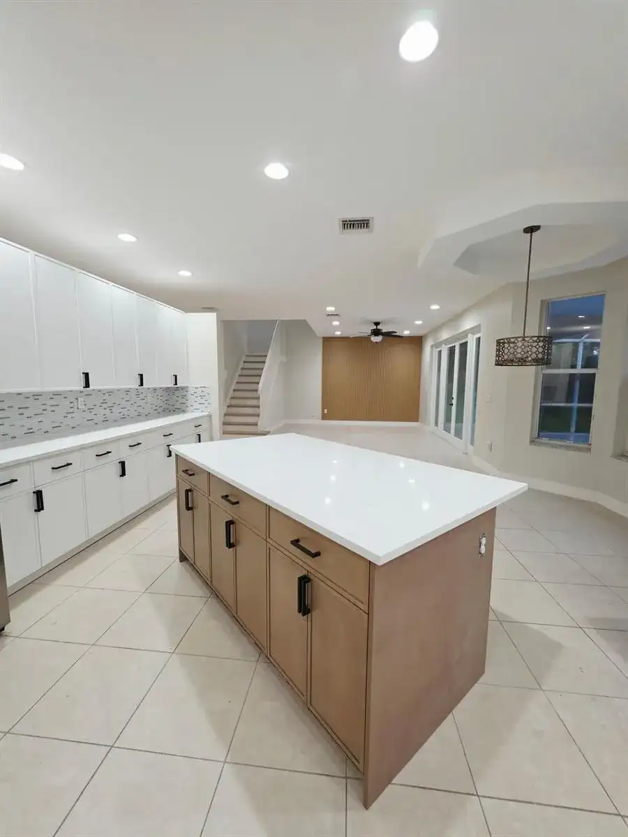 2956 Shaughnessy Drive, Wellington FL 33414 photo 2