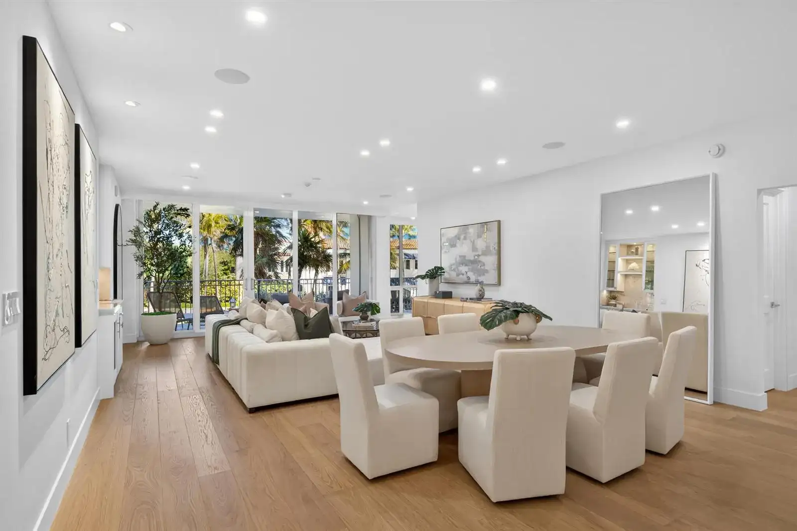 100 ROYAL PALM Way # D2, Palm Beach FL 33480 photo 2