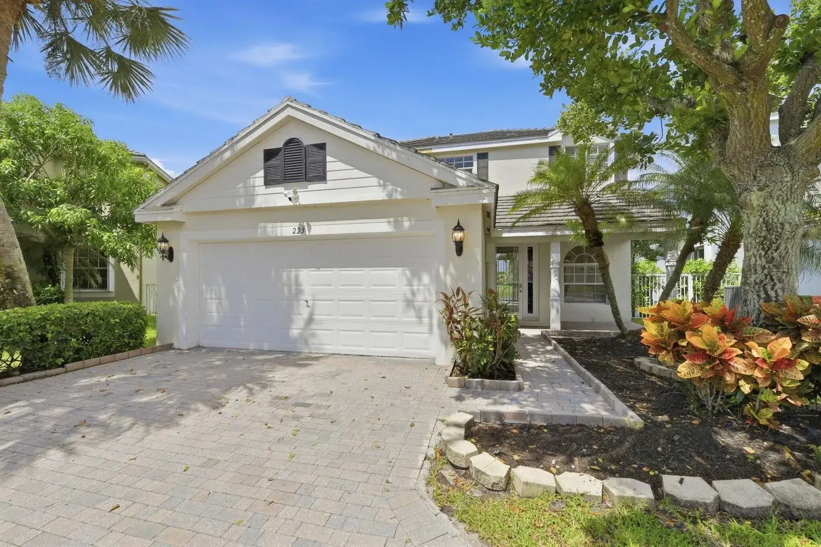 223 Berenger Walk, Royal Palm Beach FL 33414 photo 2