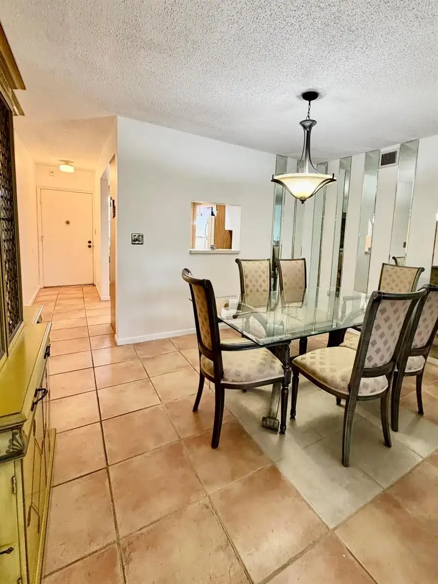 2101 Lucaya Bend, Coconut Creek FL 33066 photo 3