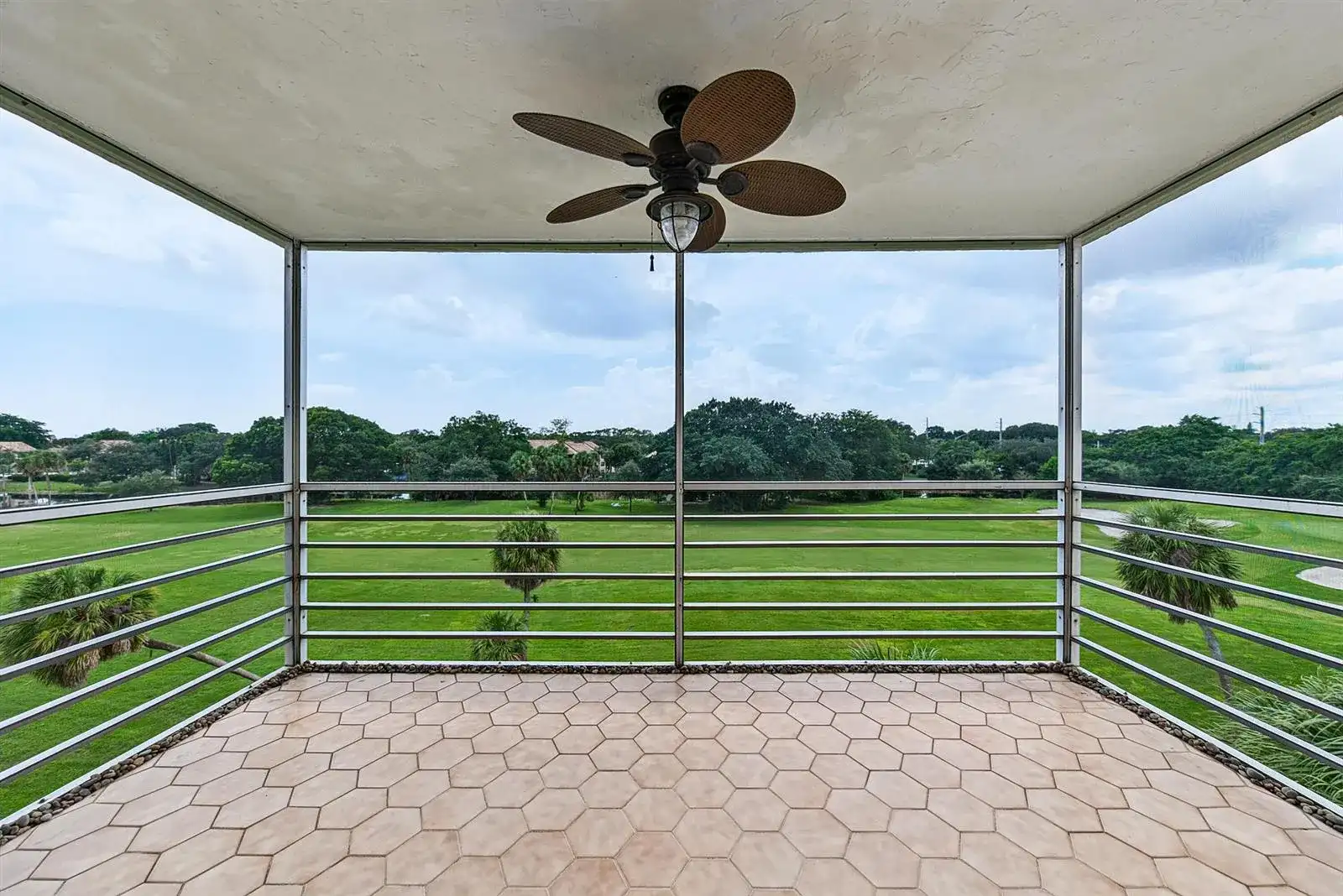 4000 CYPRESS GROVE Way # 506, Pompano Beach FL 33069