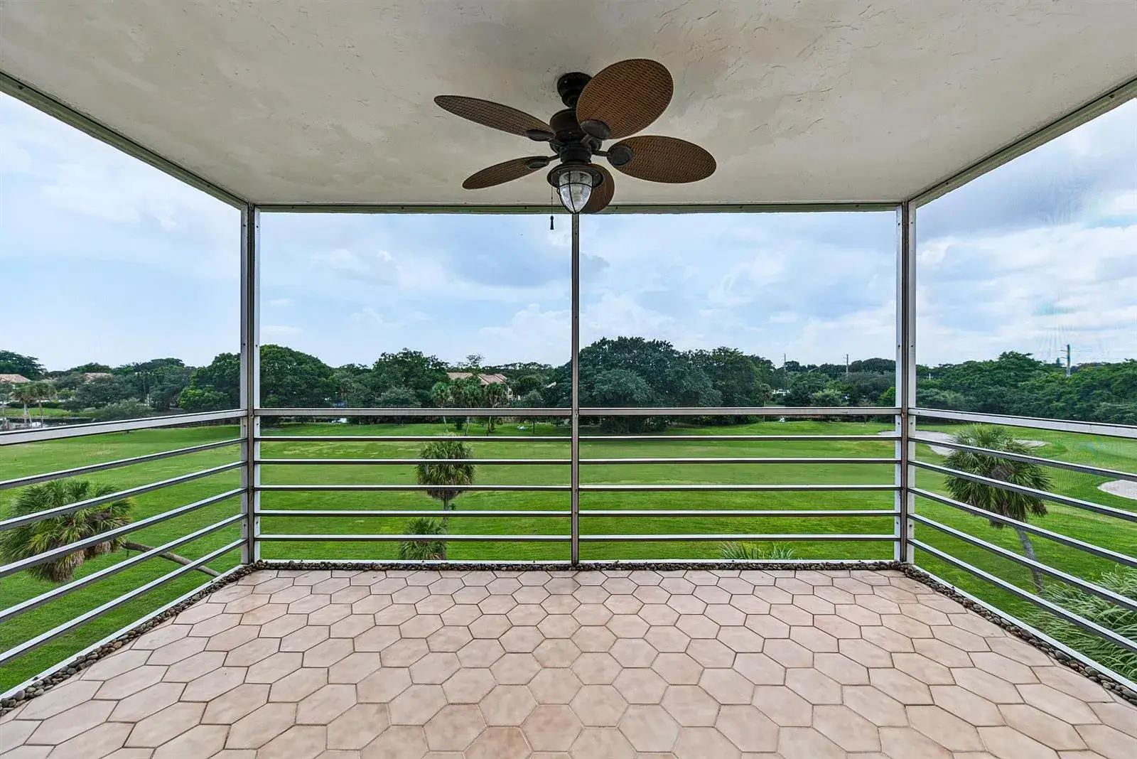 4000 CYPRESS GROVE Way # 506, Pompano Beach FL 33069