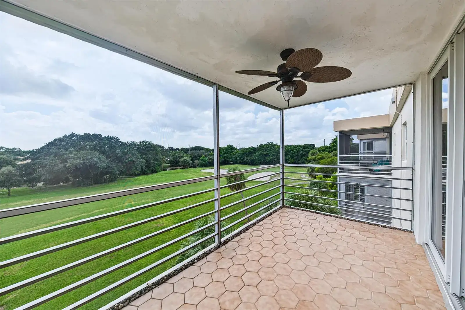 4000 CYPRESS GROVE Way # 506, Pompano Beach FL 33069 photo 2