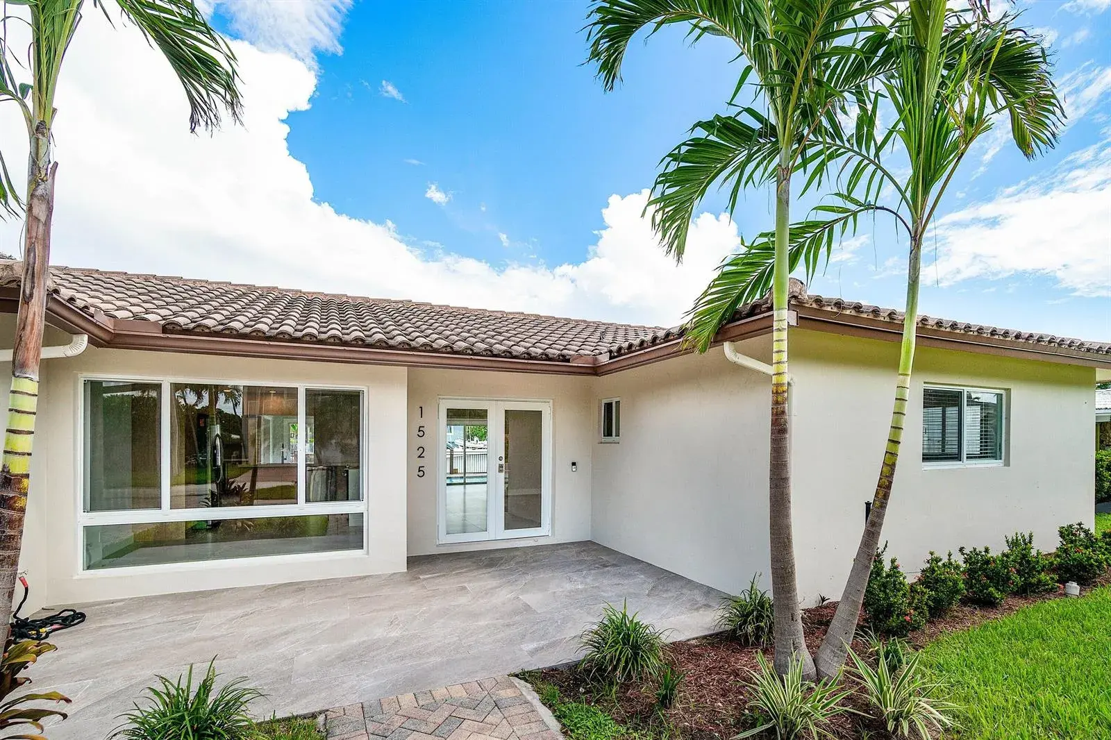 1525 SE 6TH Street, Deerfield Beach FL 33441