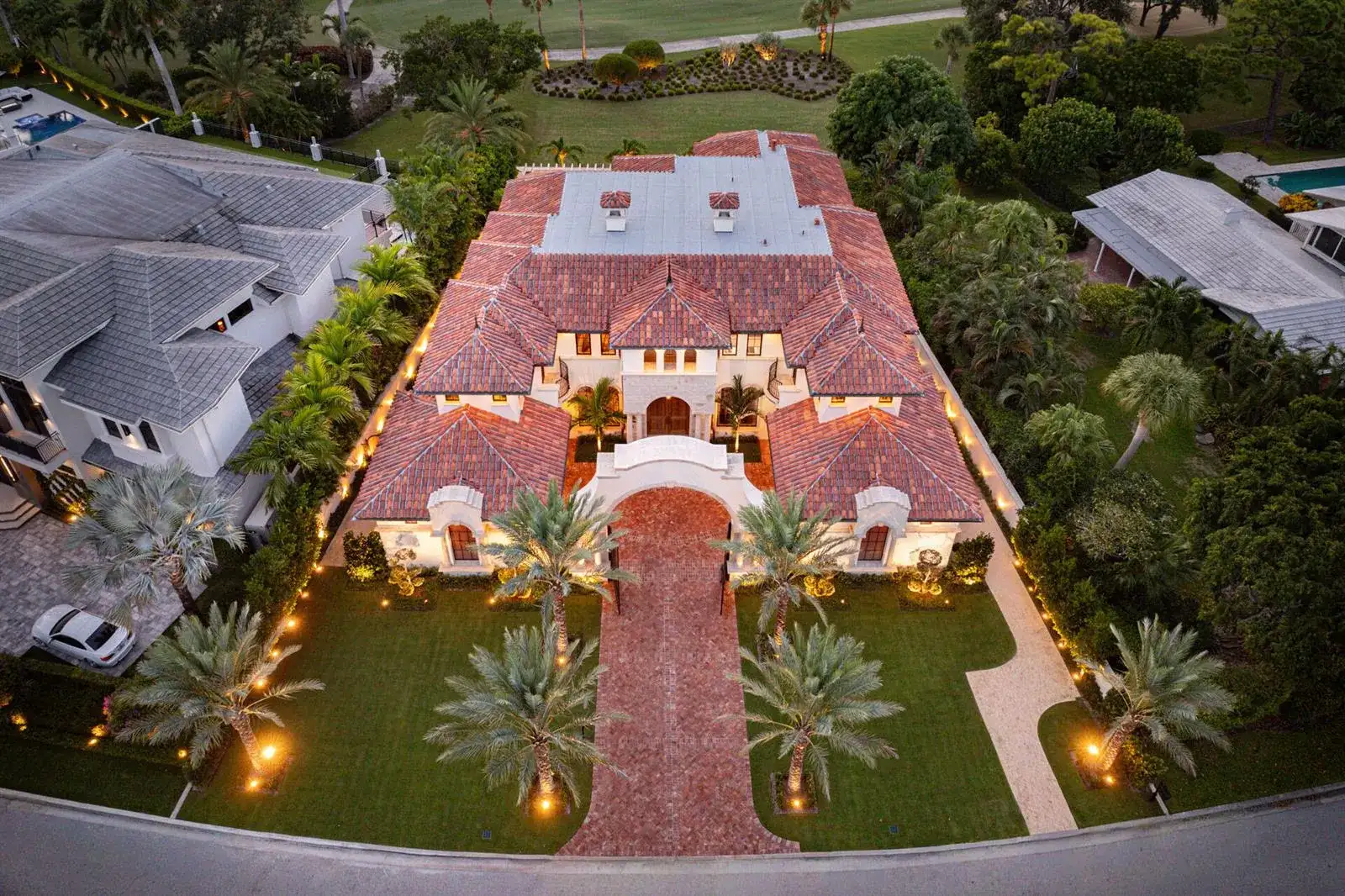 2055 Royal Palm Way, Boca Raton FL 33432 photo 2
