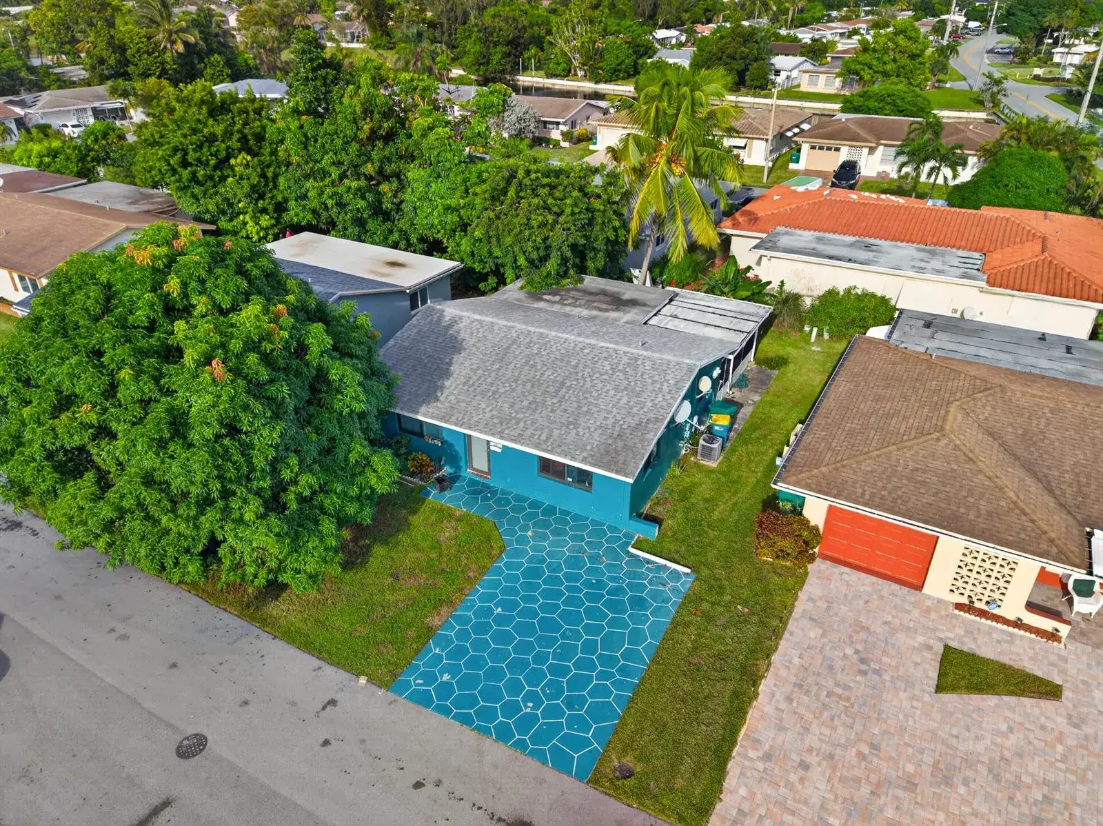 6102 NW 69th Avenue, Tamarac FL 33321 photo 5