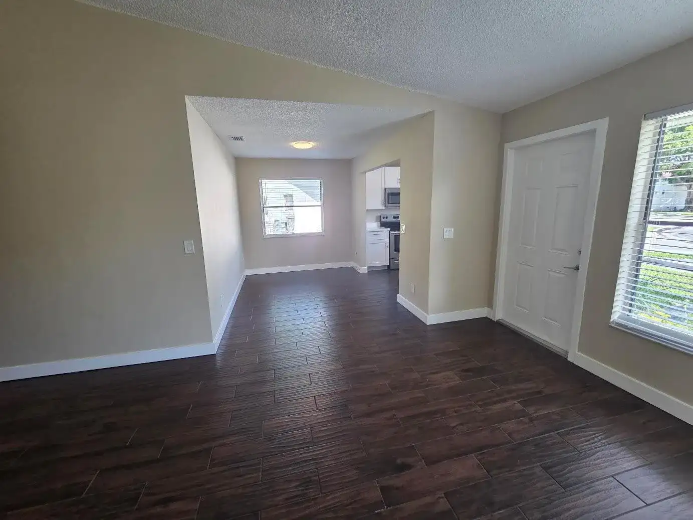 3783 Mil Race Court, FL 33463 photo 4