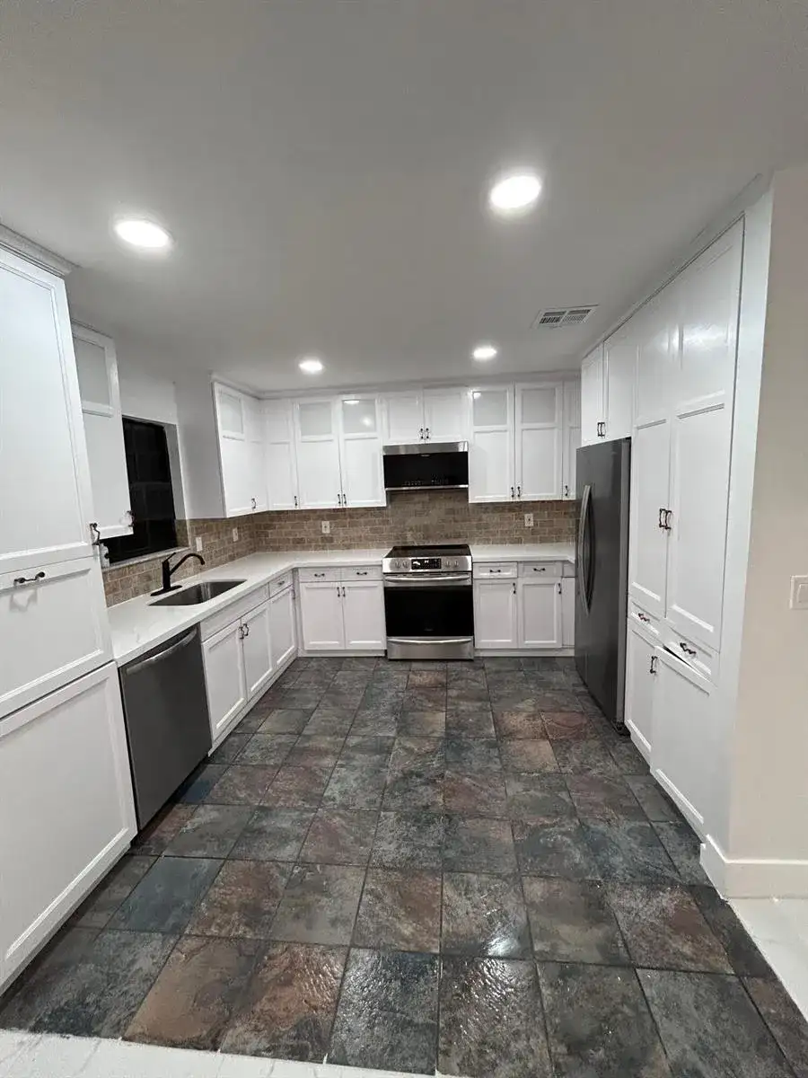 6105 BIRCH Drive, Fort Pierce FL 34982 photo 4