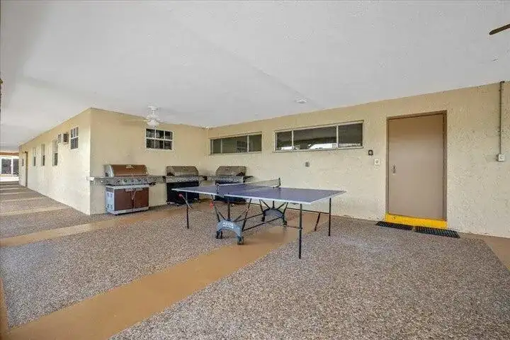 160 LAKE FRANCES Drive, West Palm Beach FL 33411 photo 5