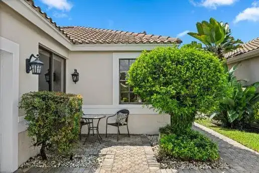 4465 BARCLAY FAIR Way, Lake Worth FL 33449 photo 4